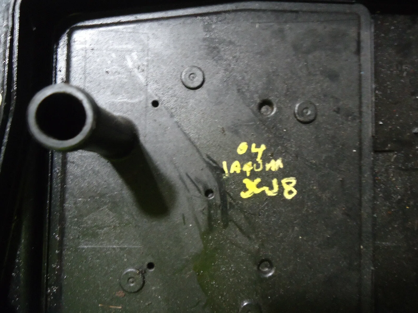 2004 JAGUAR XJ8 4.2L V8 A/T TRANSMISSION OIL PAN image 2