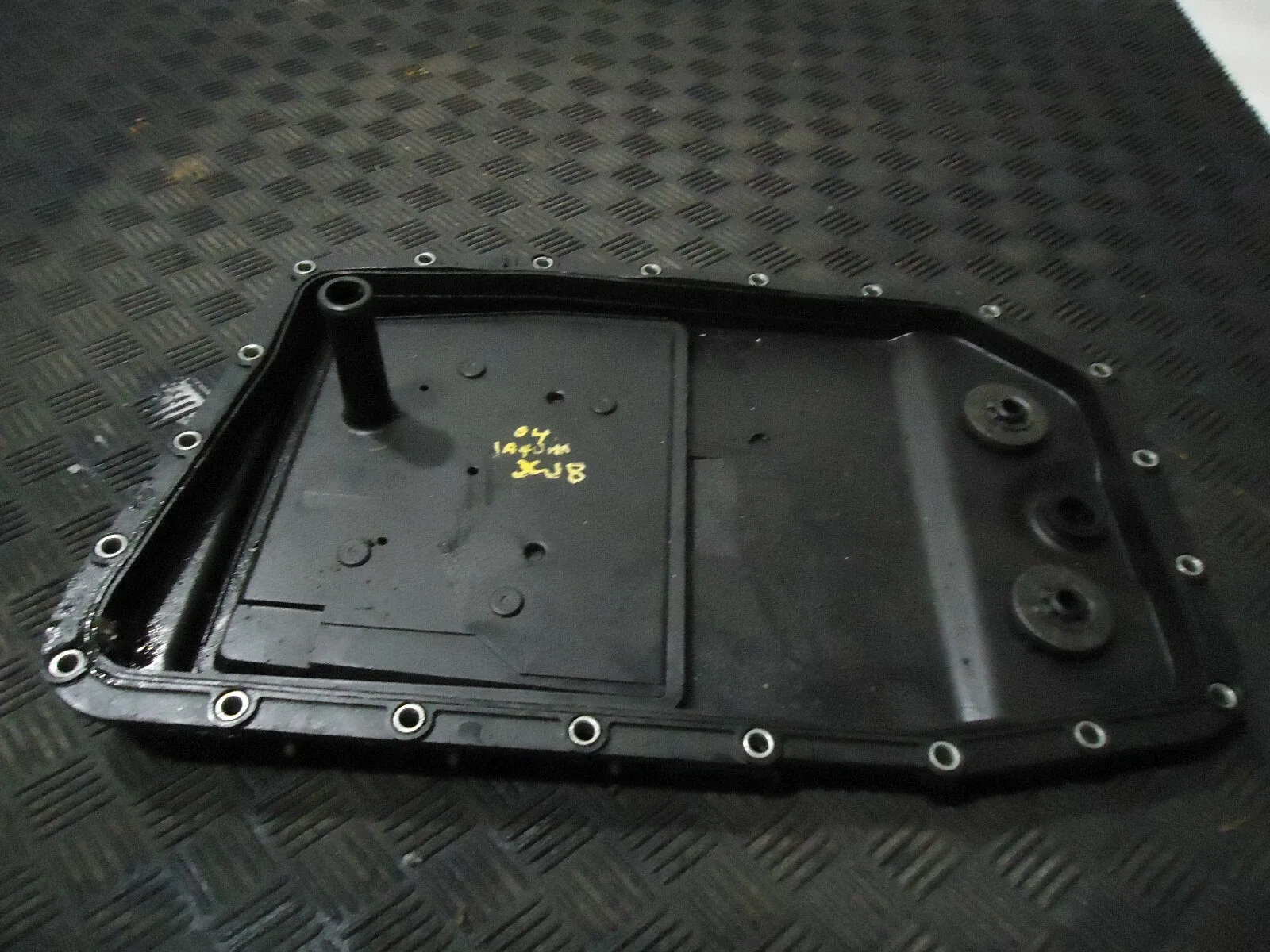 2004 JAGUAR XJ8 4.2L V8 A/T TRANSMISSION OIL PAN