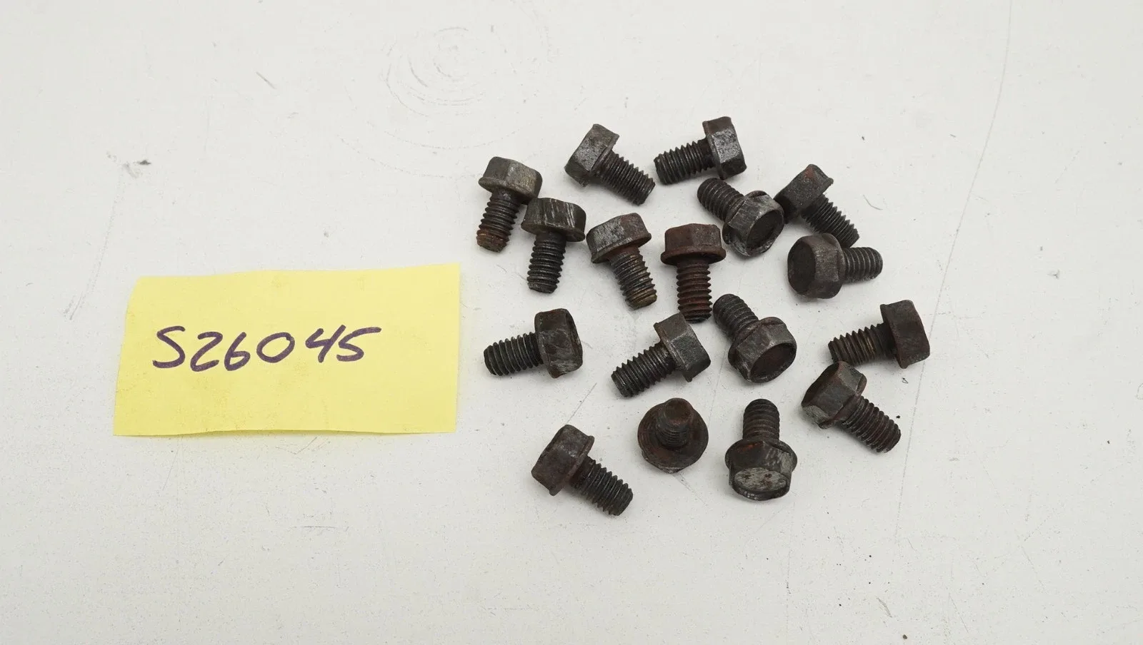 1967-1979 FORD C6 AUTOMATIC TRANSMISSION OIL PAN BOLT SET.