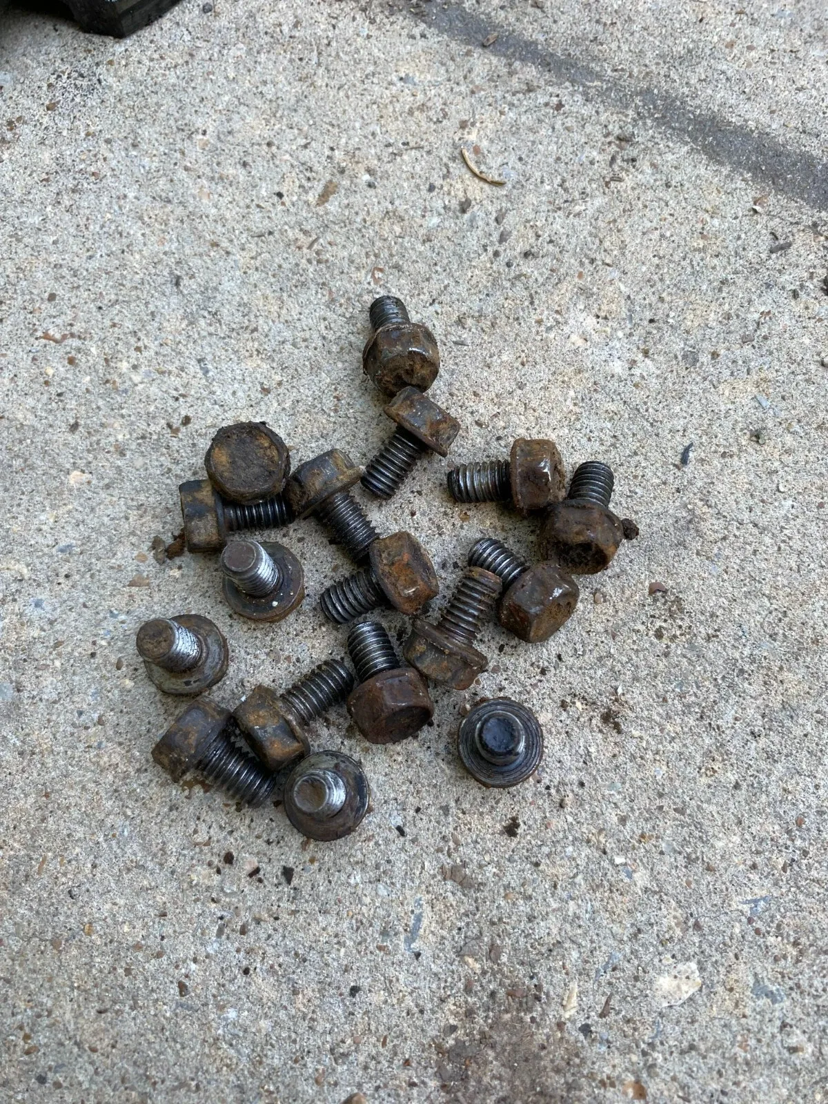 Ford C6 Automatic Transmission Oil Pan Bolt Set D5UP-7006-BA (Used) image 3