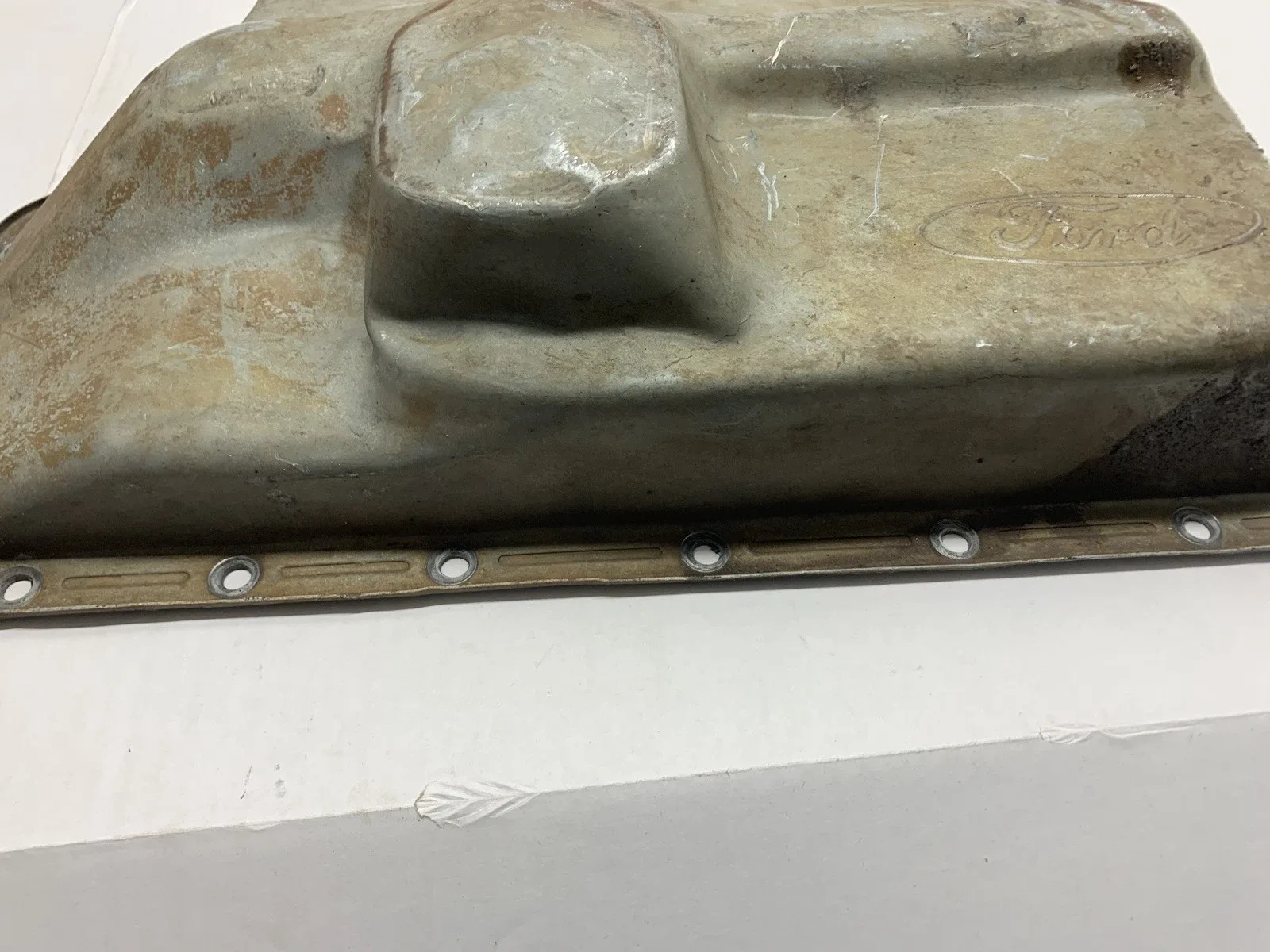 OEM E4OD ford transmission oil pan. image 3