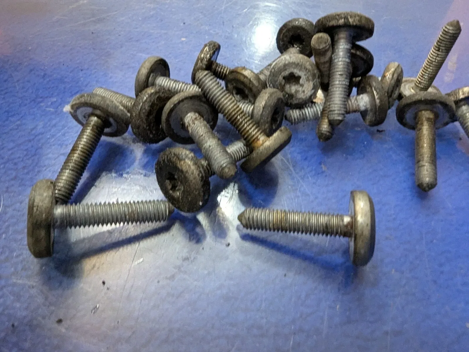 e71 BMW X6 M X6M  /M (E71) AUTOMATIC AUTO AT TRANSMISSION OIL FLUID PAN bolts image 2