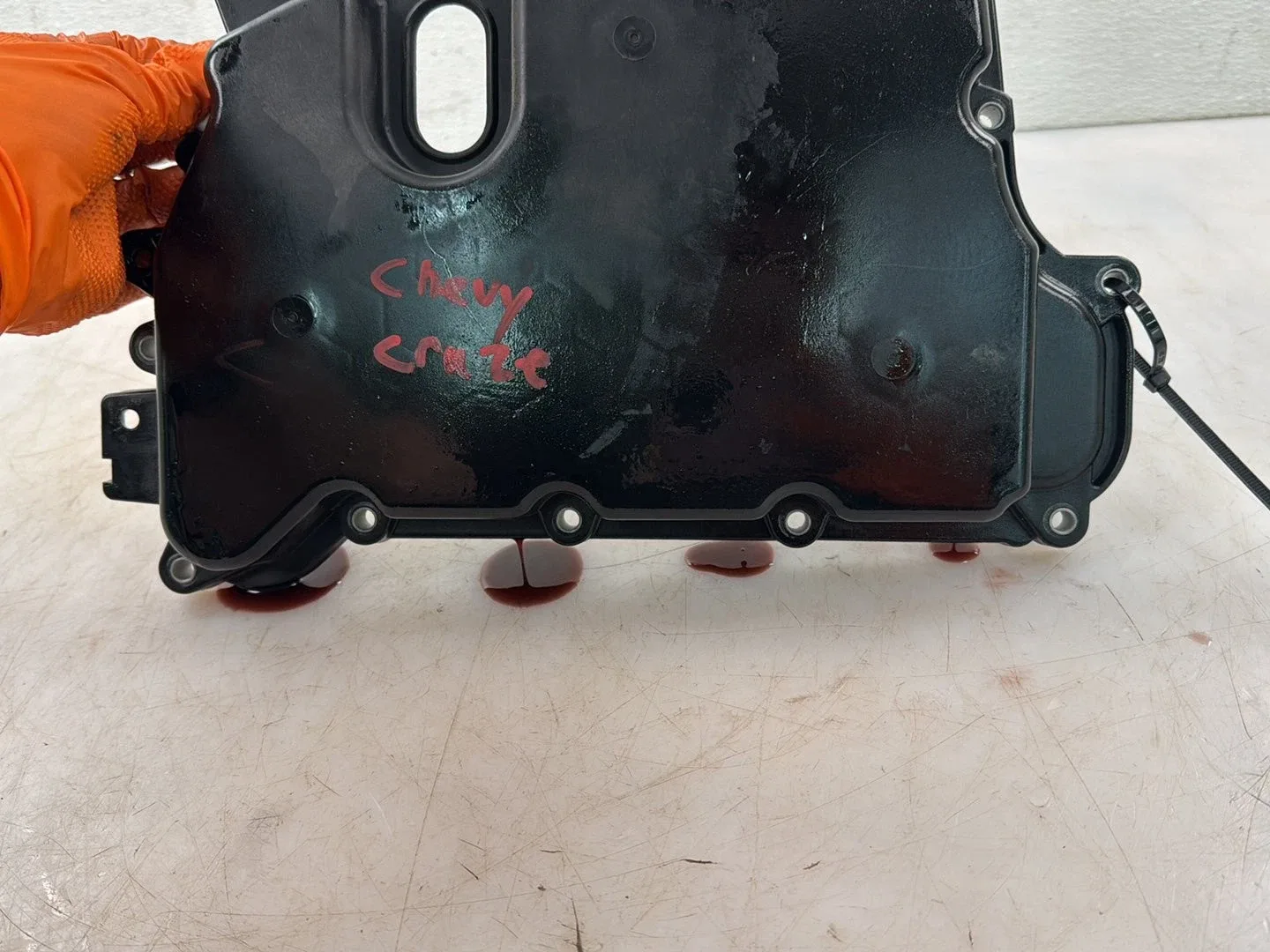 2011-2019 Chevrolet Cruze Automatic Transmission Oil Pan OEM image 3