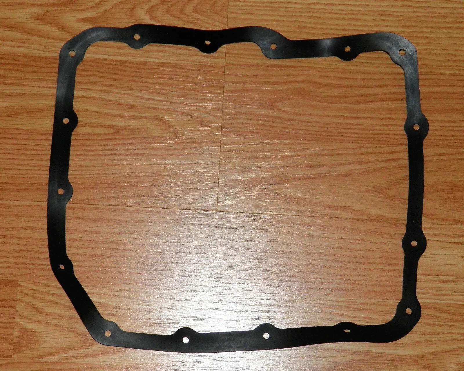Cadillac 4L30E Transmission Oil Pan Gaskets image 2