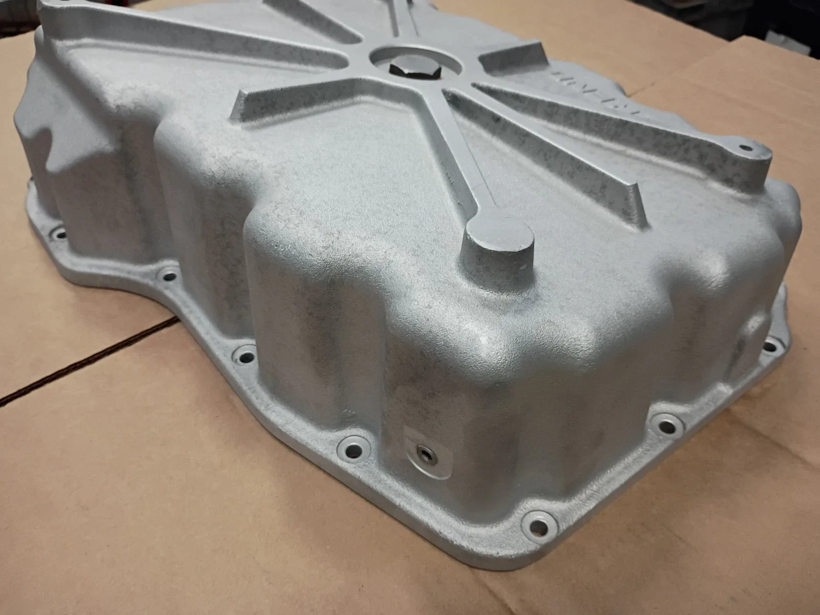 Goerend Deep Transmission Oil Pan D-PAN-68RFE-LOGO for Dodge 45RFE/5-45RFE/65RFE/66RFE/68RFE image 3