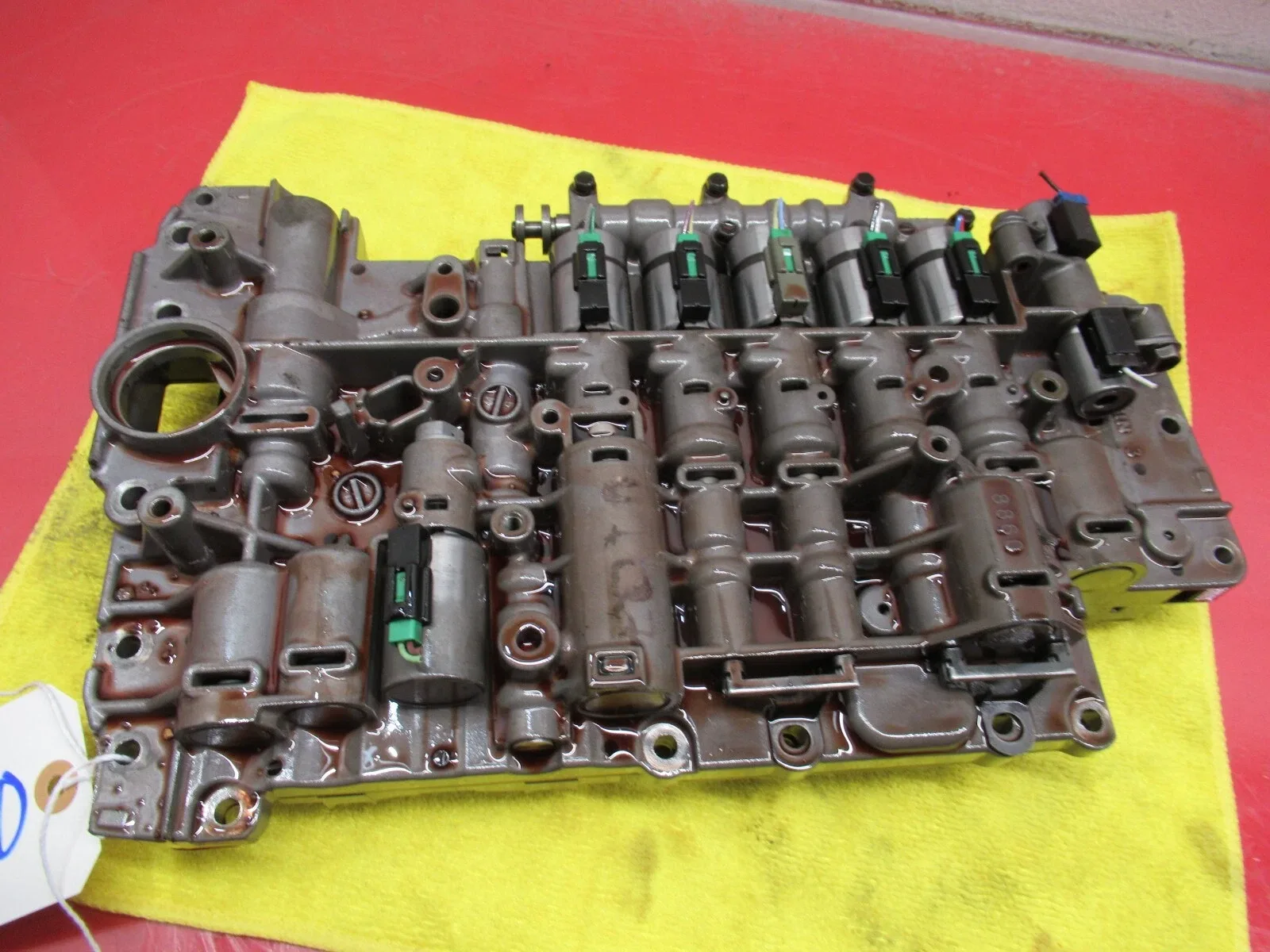 2007-2009 Audi Q7 4.2L OEM Transmission Valve Body image 4