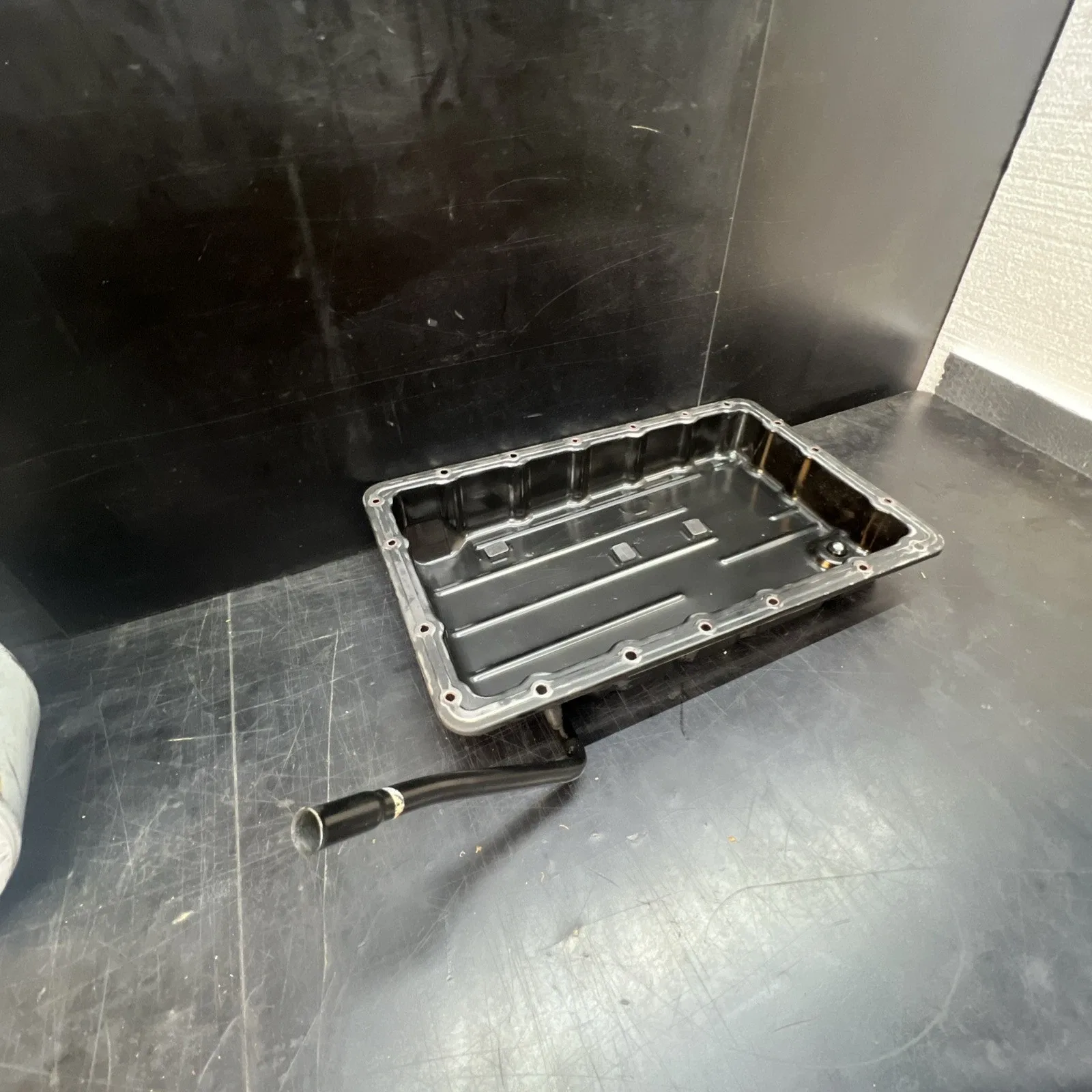 2001-2005 Toyota IS300 / GS300 Automatic Transmission Oil Pan - MPN 6432 image 2