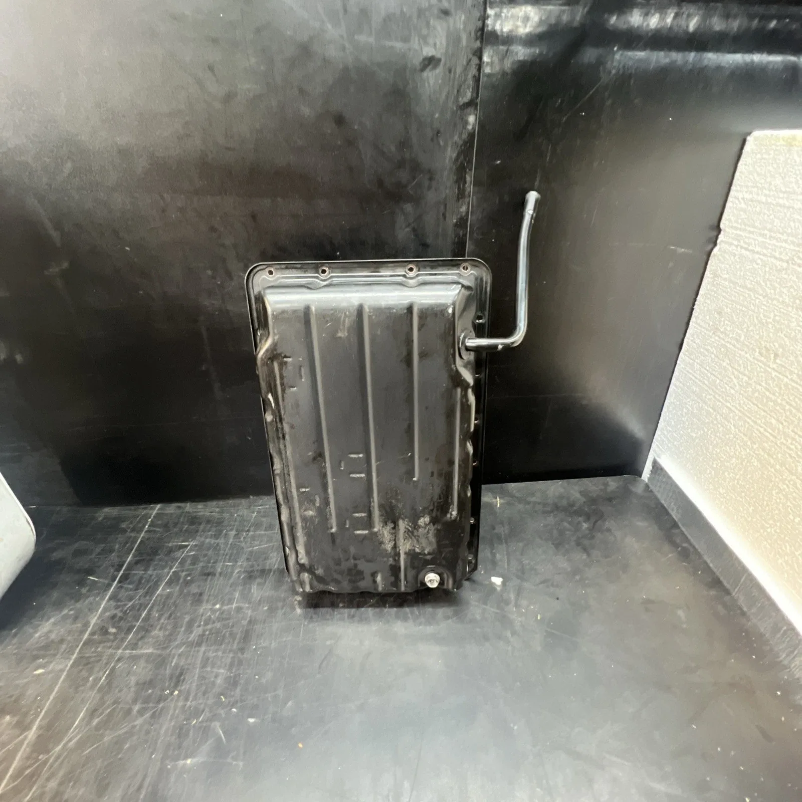 2001-2005 Toyota IS300 / GS300 Automatic Transmission Oil Pan - MPN 6432 image 4