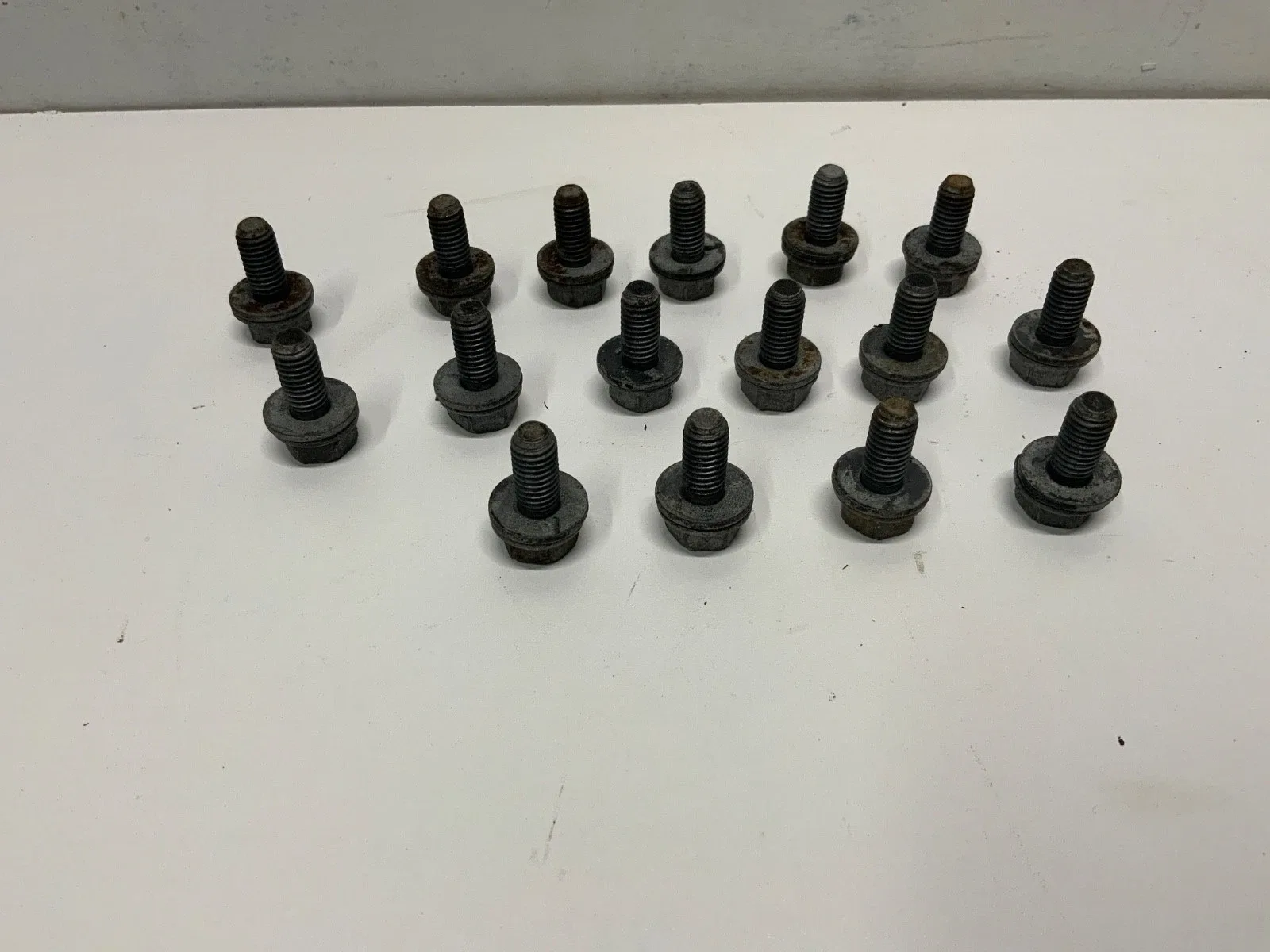 1982-1993 700R4/4L60 AUTOMATIC TRANSMISSION OIL PAN BOLTS KIT  OEM CHEVROLET GM image 2
