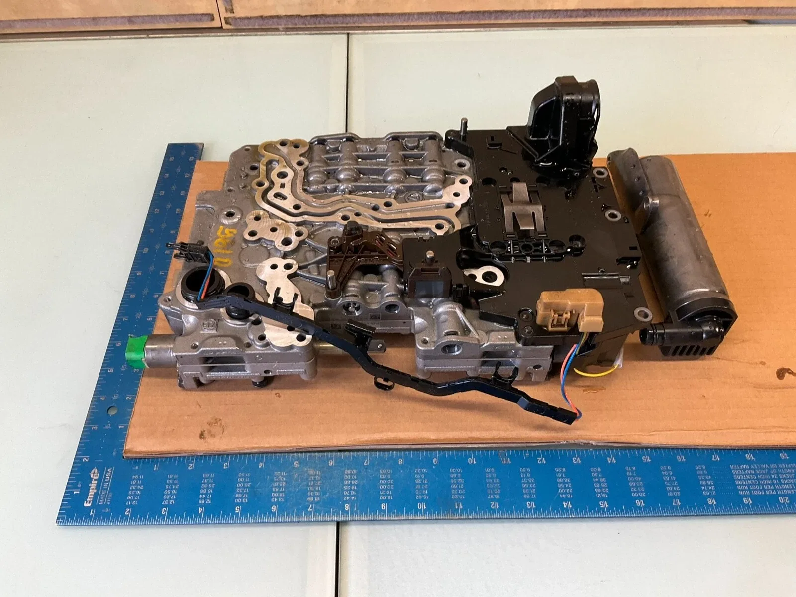 2014-2016 BMW F30 328i xDrive Sedan Valve Body (8-Speed) MPN 19730089838