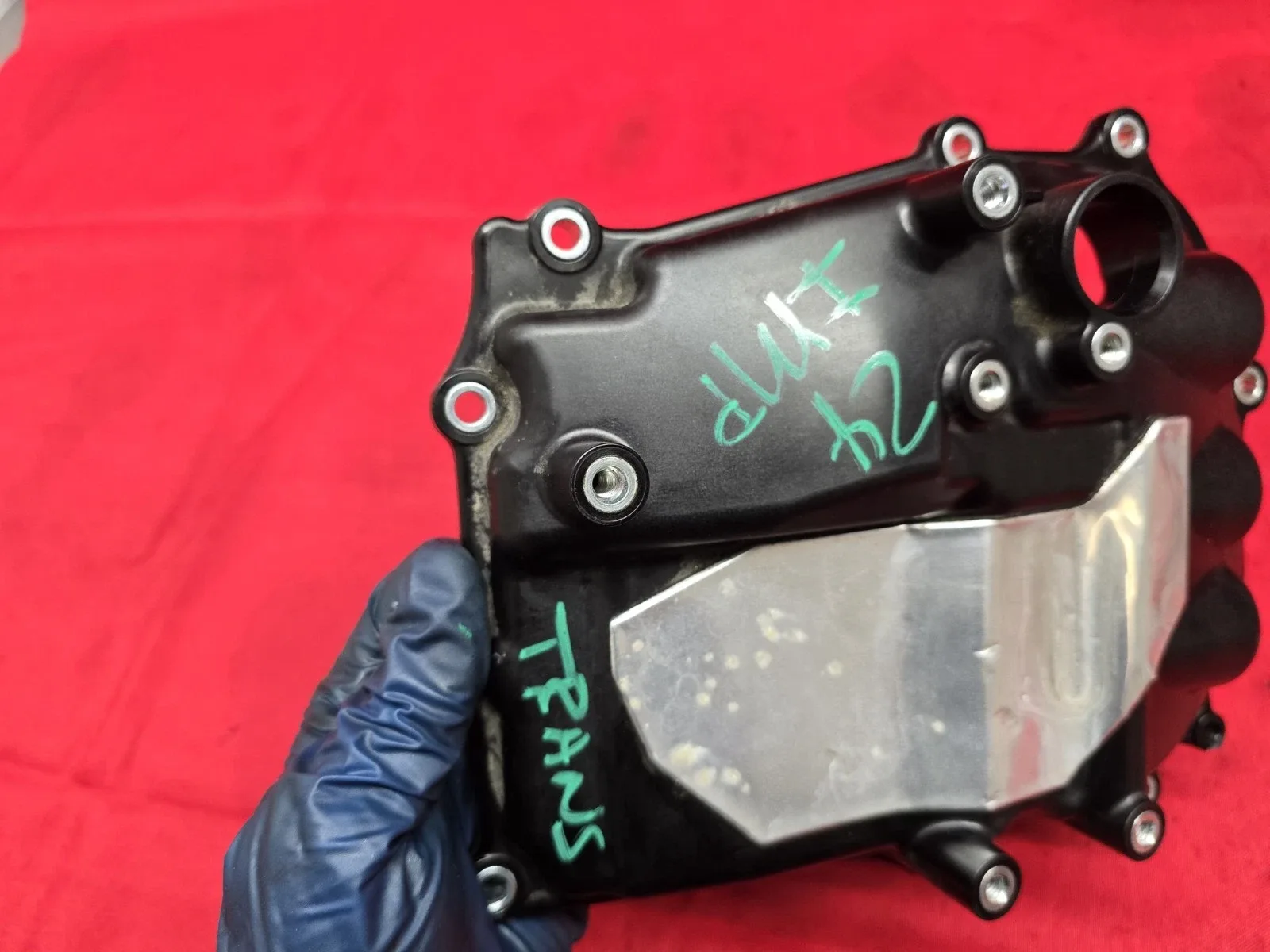 Subaru Impreza / Crosstrek Transmission Valve Body Upper Oil Cover Pan image 4