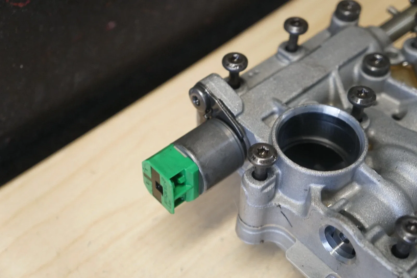 2014-2016 BMW 435i F32/F36 Automatic Transmission Valve Body Mechatronic - MPN 4287008 image 2