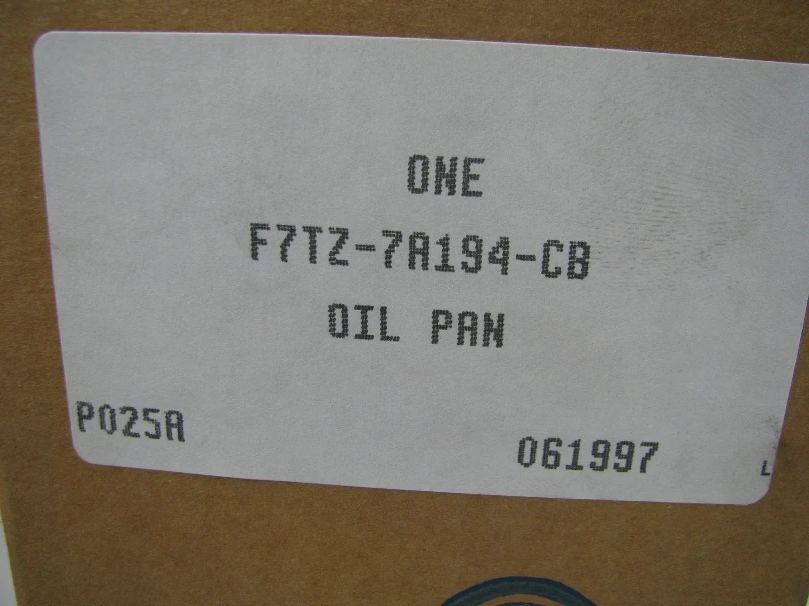 1996-2005 Ford E4OD/4R100 Automatic Transmission Oil Pan F7TZ-7A194-CB image 4