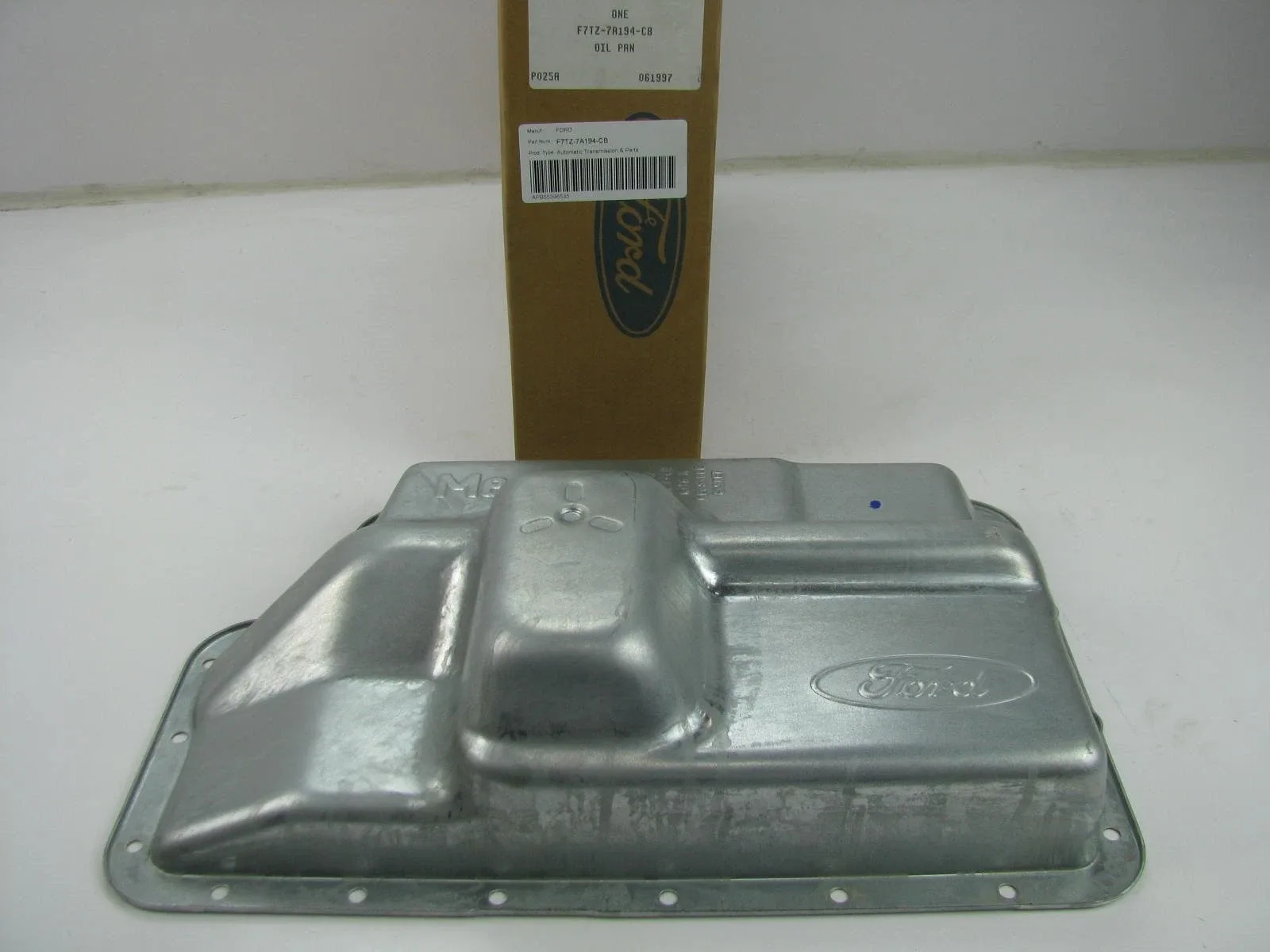 1996-2005 Ford E4OD/4R100 Automatic Transmission Oil Pan F7TZ-7A194-CB