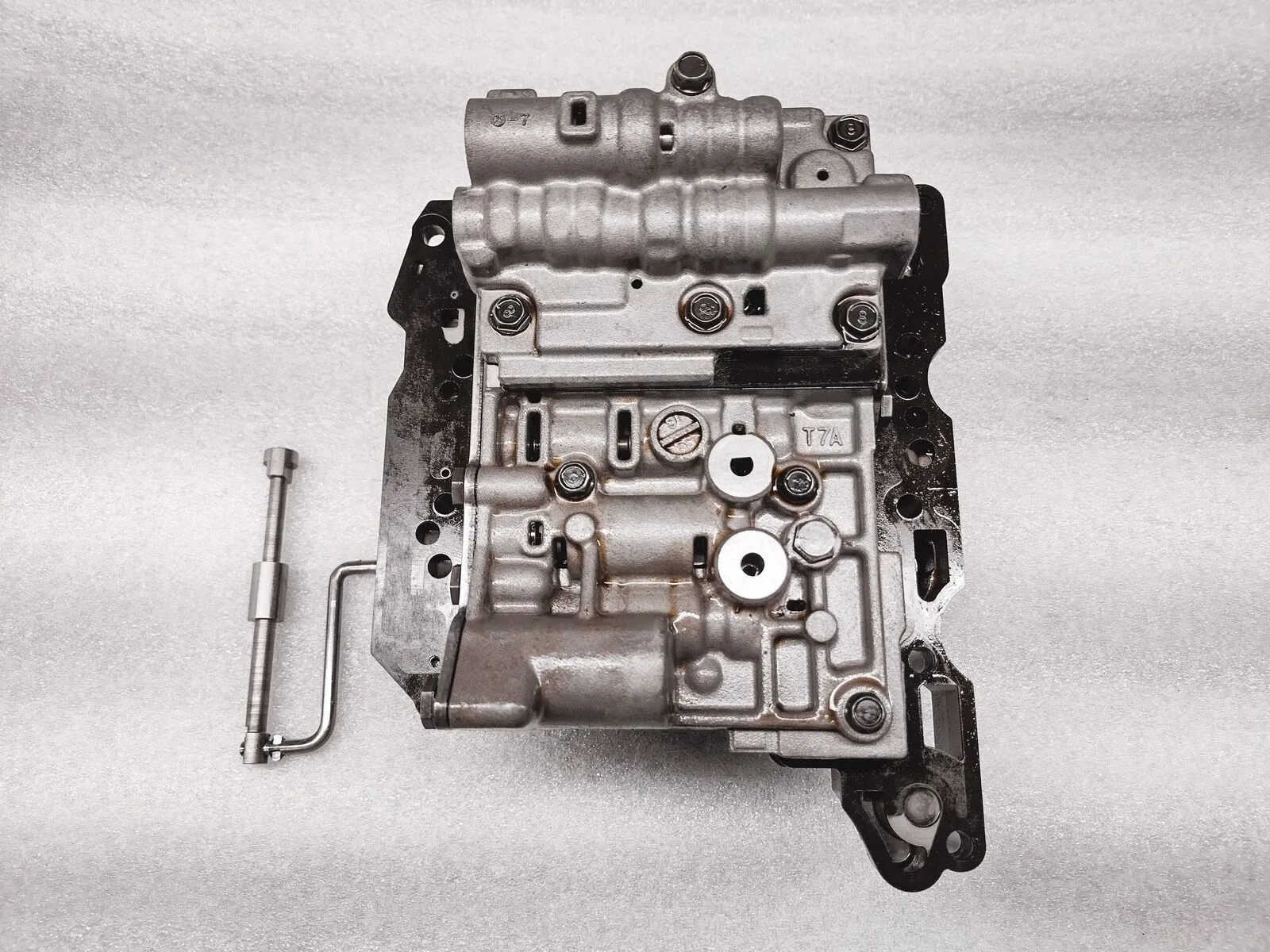 2006-2009 Chevrolet Pontiac AF33 / AW55-50SN Transmission Valve Body - 24228787 image 2