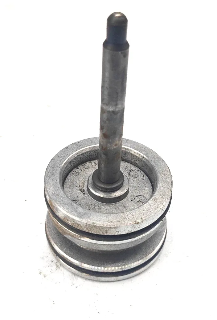 .For RE5R05A  Transmission Overdrive Servo Assembly USED image 2
