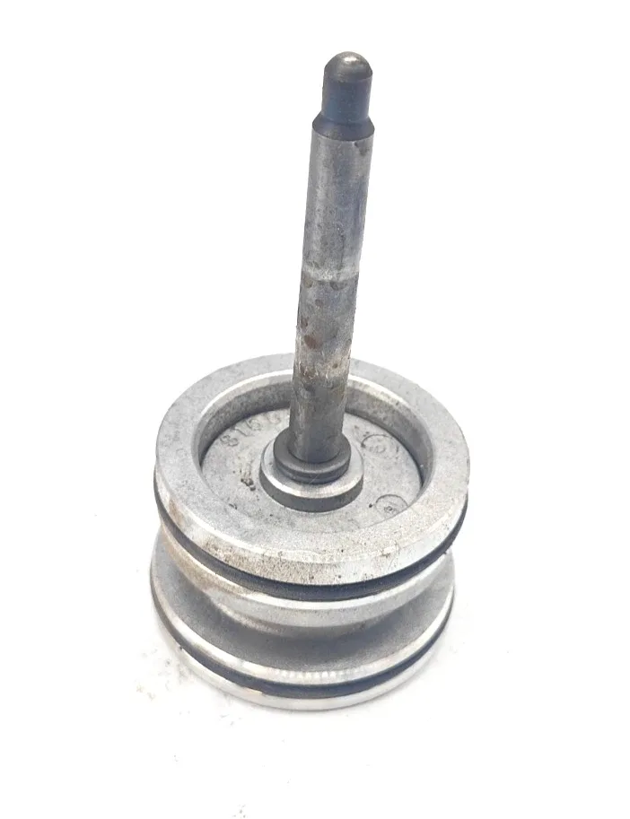 .For RE5R05A  Transmission Overdrive Servo Assembly USED