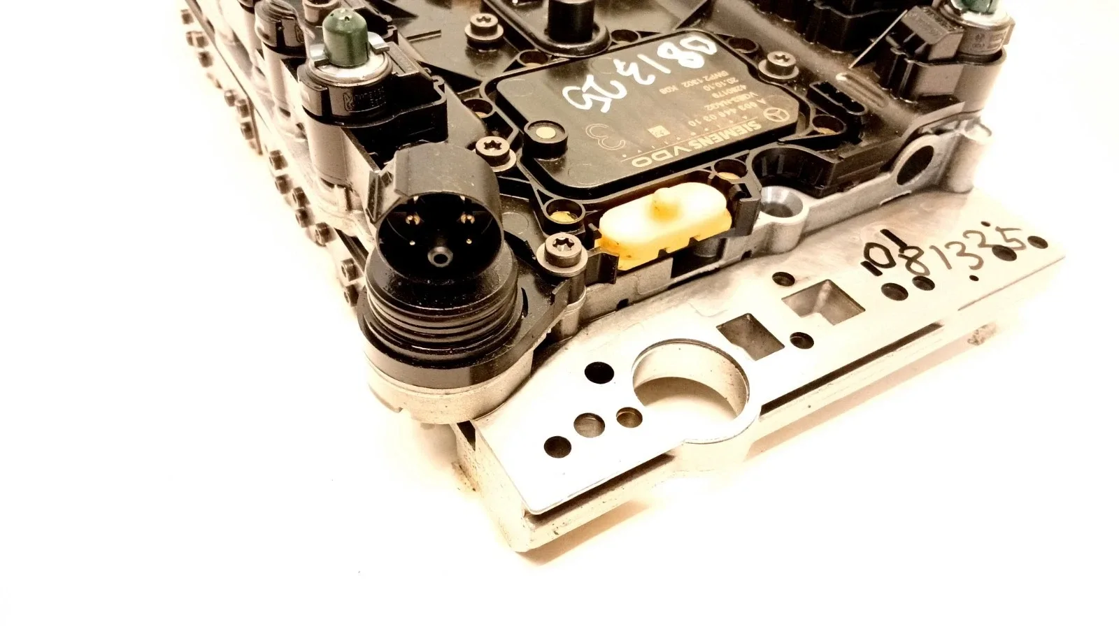 2011 Mercedes-Benz E-Class (E350) Mechatronic Transmission Valve Body R2202772001 image 4