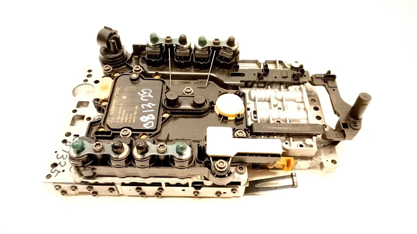 2011 Mercedes-Benz E-Class (E350) Mechatronic Transmission Valve Body R2202772001