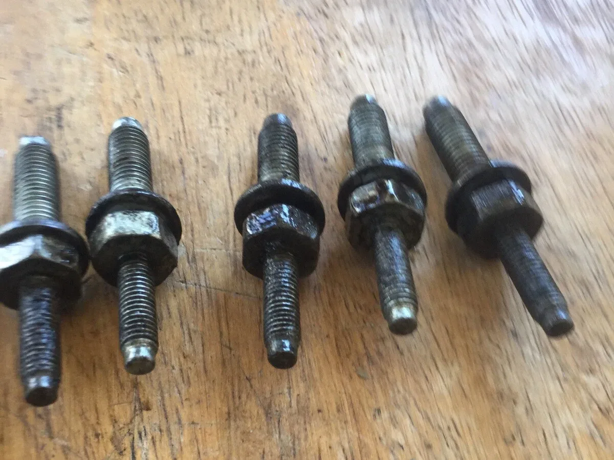 2007 Ford Escape 3.0L V6 Oil Pan Bolts image 4