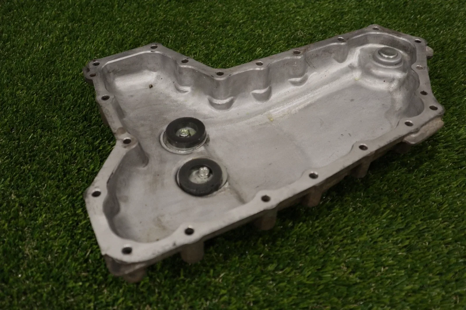 09-14 Nissan Maxima, Altima ,Quest ,Murano 3.5L CVT Transmission Oil Pan image 4