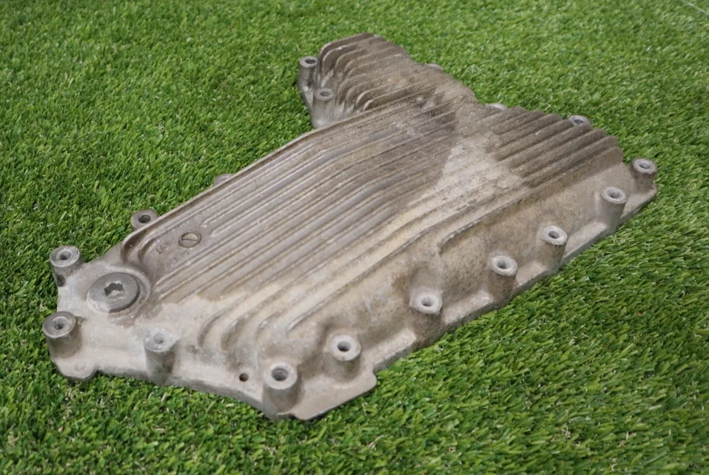 09-14 Nissan Maxima, Altima ,Quest ,Murano 3.5L CVT Transmission Oil Pan