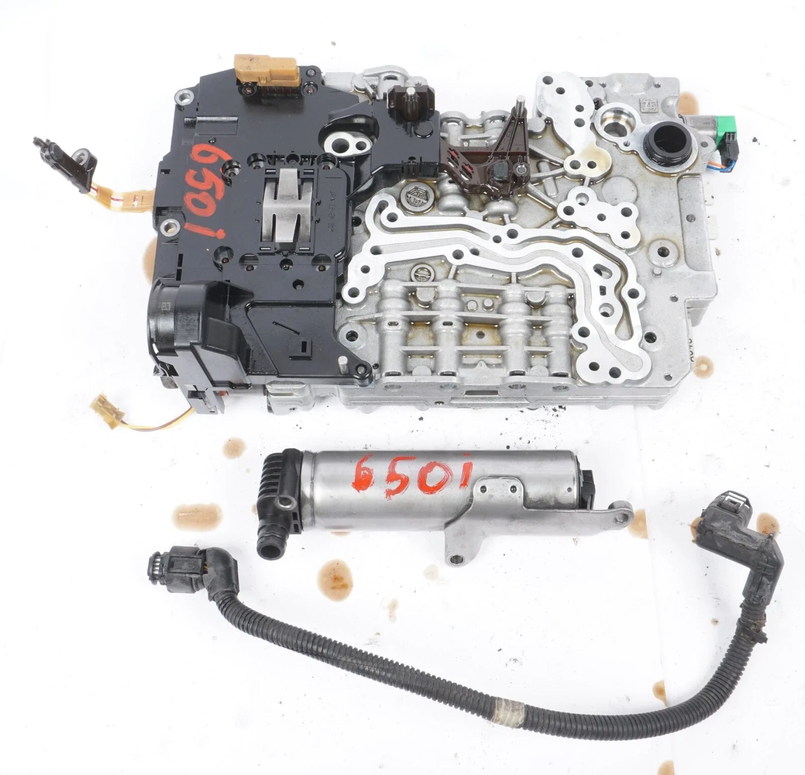 2013-2018 BMW 650i AT Transmission Valve Body Mechatronics 13181265