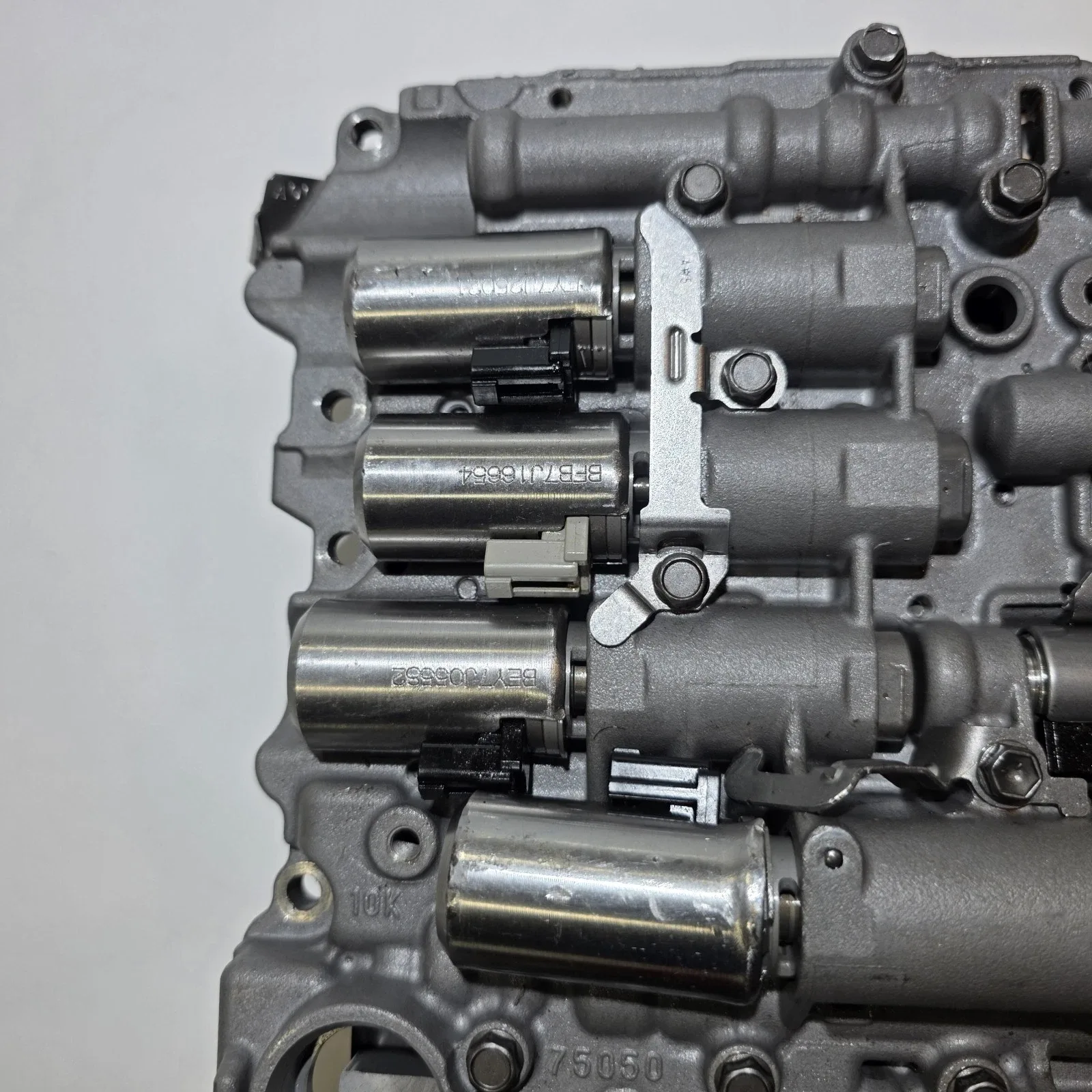 2014-2018 Volkswagen Valve Body 75050 image 4