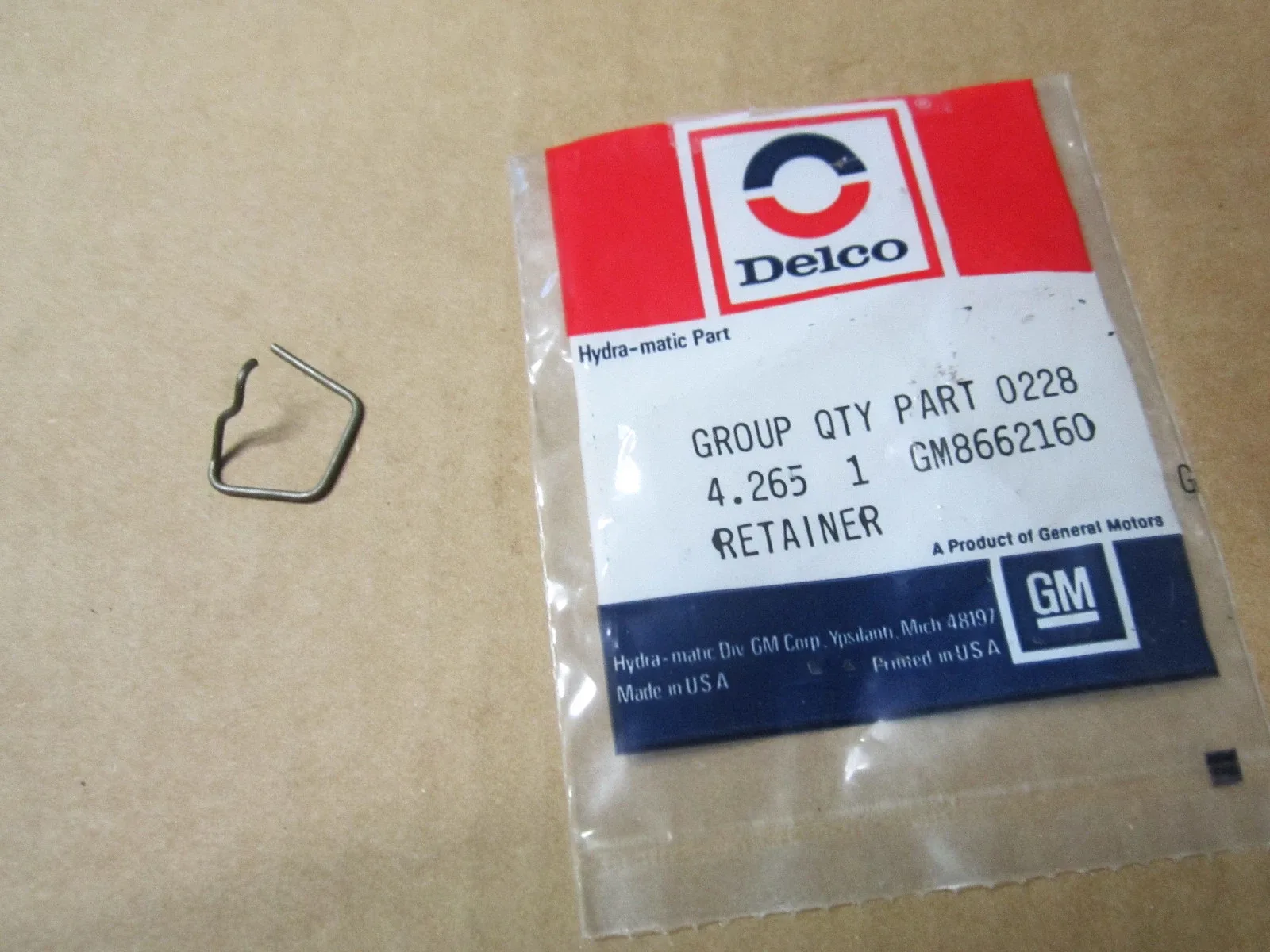 DELCO 8662160 Transmission Main Control Valve Body Retainer — Cadillac Buick Olds