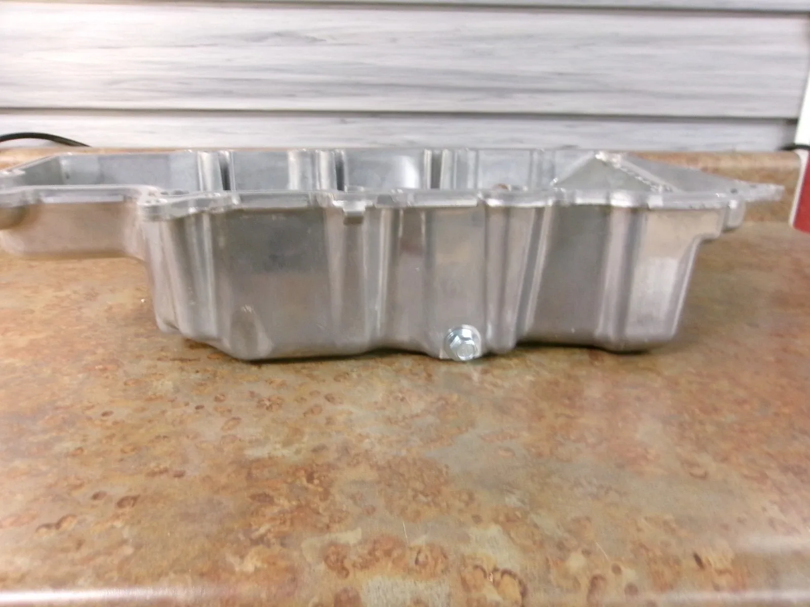 2004-2005 Pontiac Bonneville Aluminum Oil Pan CLX-M0-USA-JC311307-CL360A73 image 2