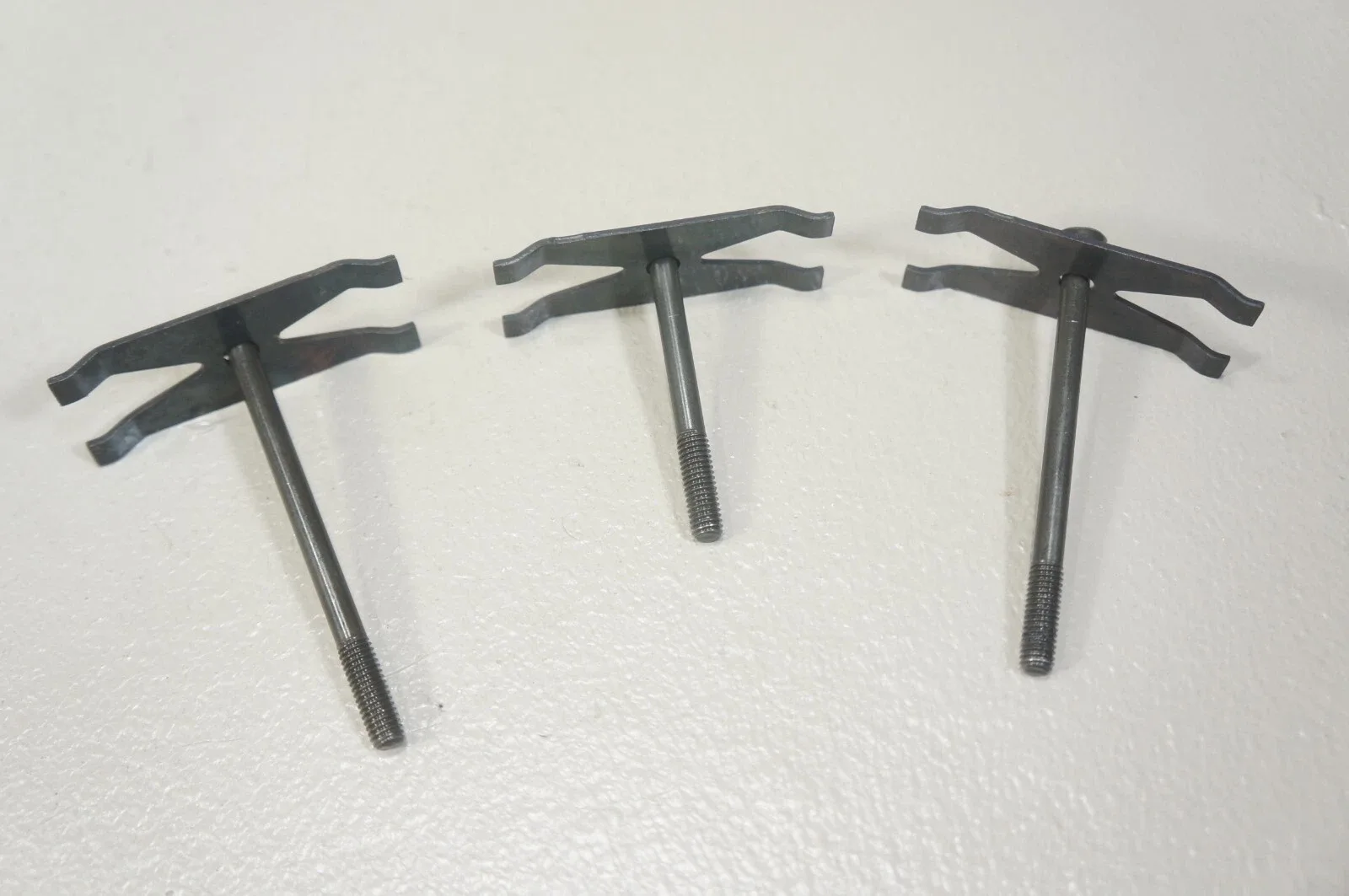 1996-2006 Mercedes SL500 5G-Tronic (722.6) Valve Body Solenoid Holder Set of 3 image 3