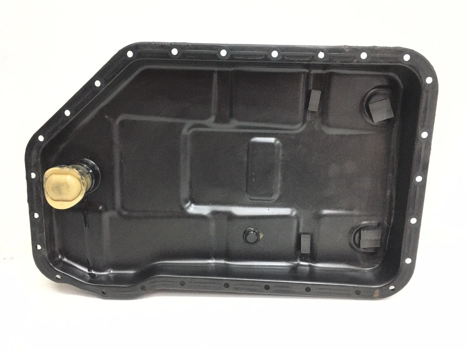 98 99 00 01 02 03 04 05 Volkswagen Passat Automatic Transmission Oil Pan