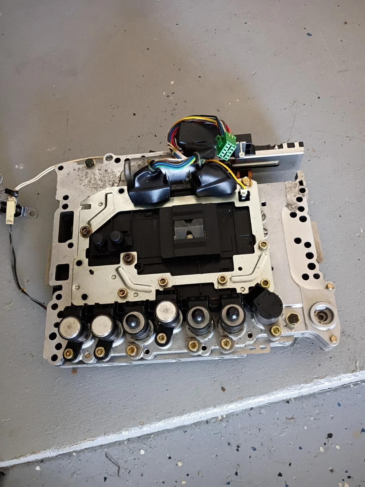Valve Body Solenoid RE5R05A MPN US2020082010 for Nissan Armada / Frontier / Infiniti EX35 FX35 image 2