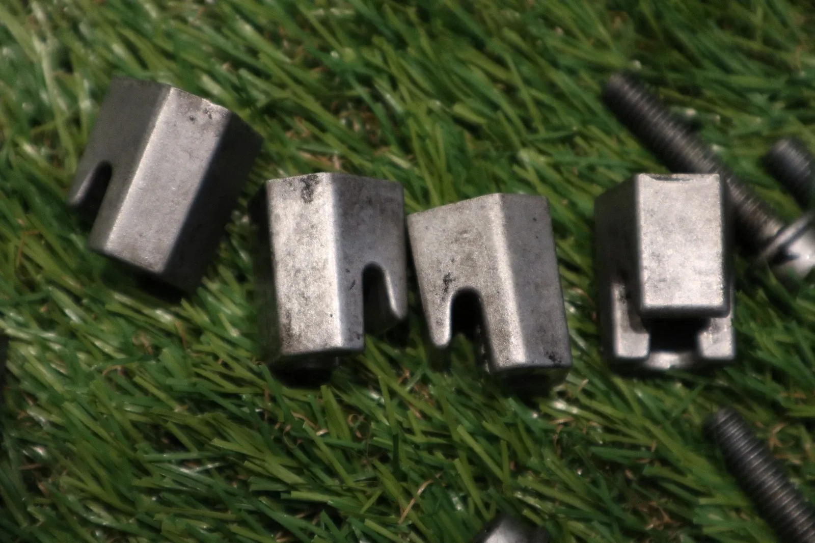 2003-2006 Mercedes-Benz E320 W211 Transmission Oil Pan Bolts (5) image 3