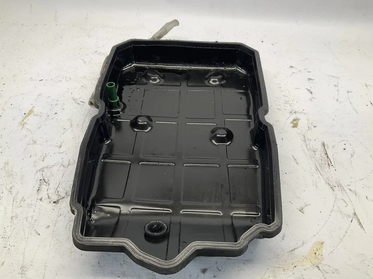 15-17 Mercedes-Benz C300 2.0L AT Automatic Transmission Oil Pan T image 2