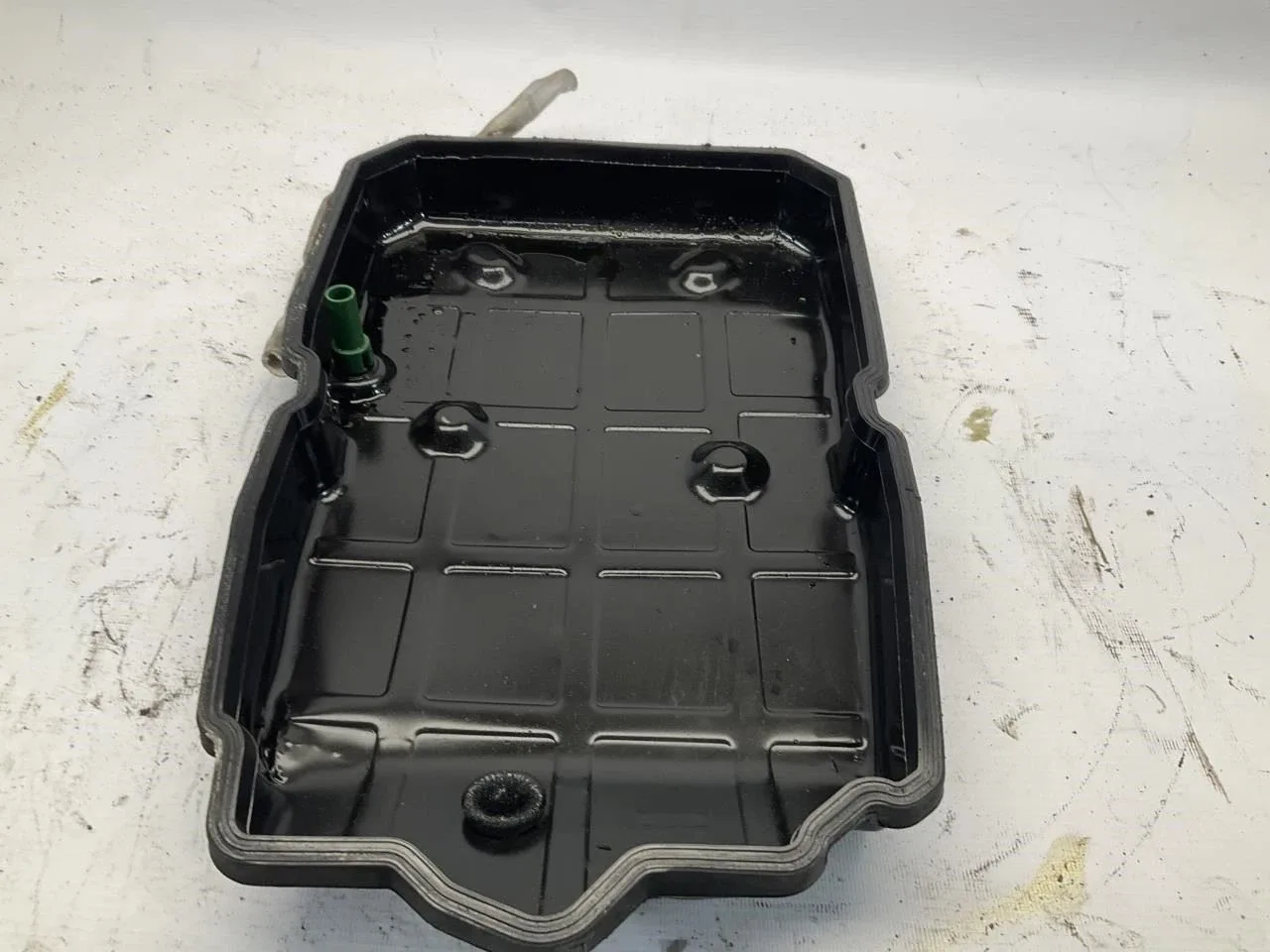 15-17 Mercedes-Benz C300 2.0L AT Automatic Transmission Oil Pan T