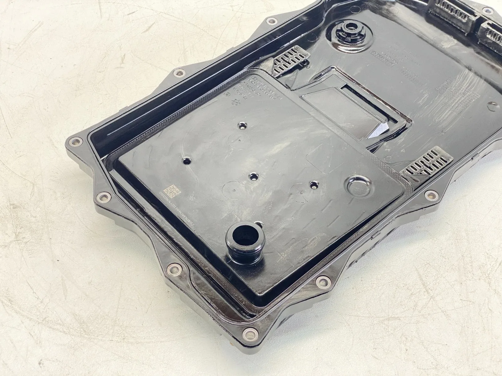 BMW F06 F34 F10 F30 F36 Oil Pan (Automatic) MPN 24115A13115 image 3