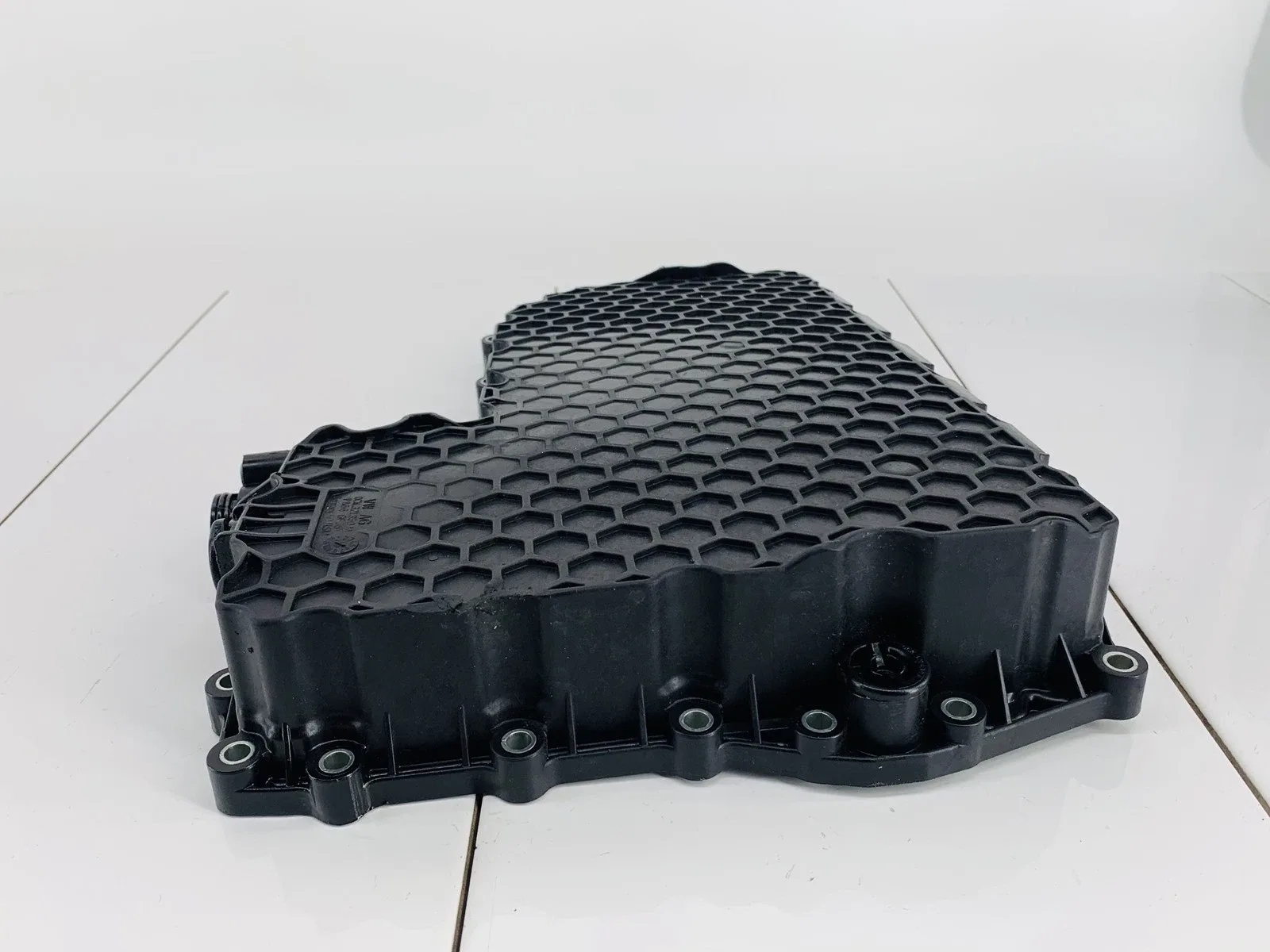 17-20 AUDI A4 B9 2.0L GAS TFSI ENGINE MOTOR AUTOMATIC TRANSMISSION OIL PAN OEM image 3
