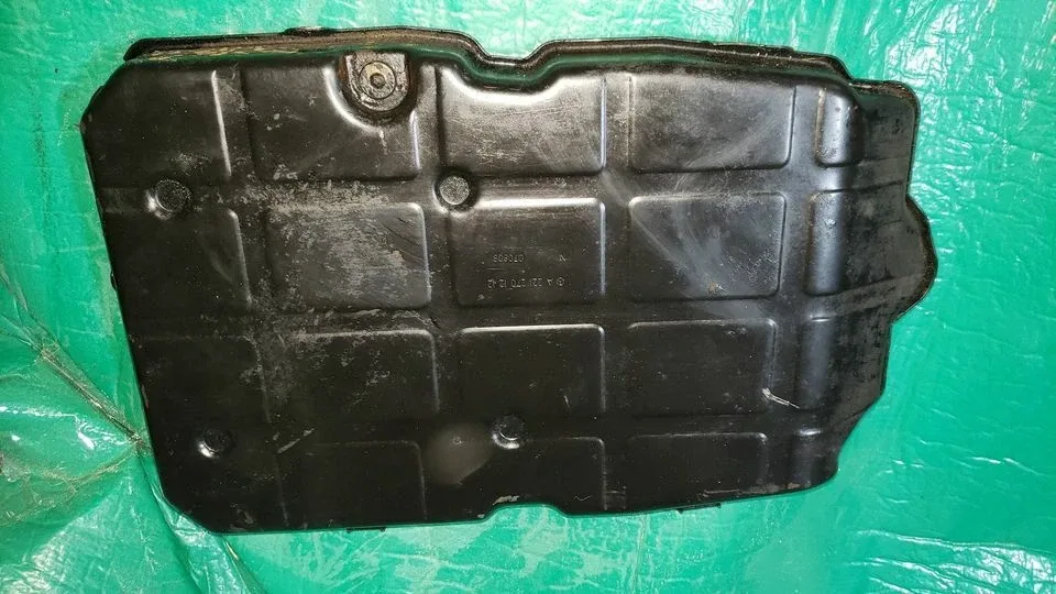 OE Mercedes 722.9 Transmission Pan image 2