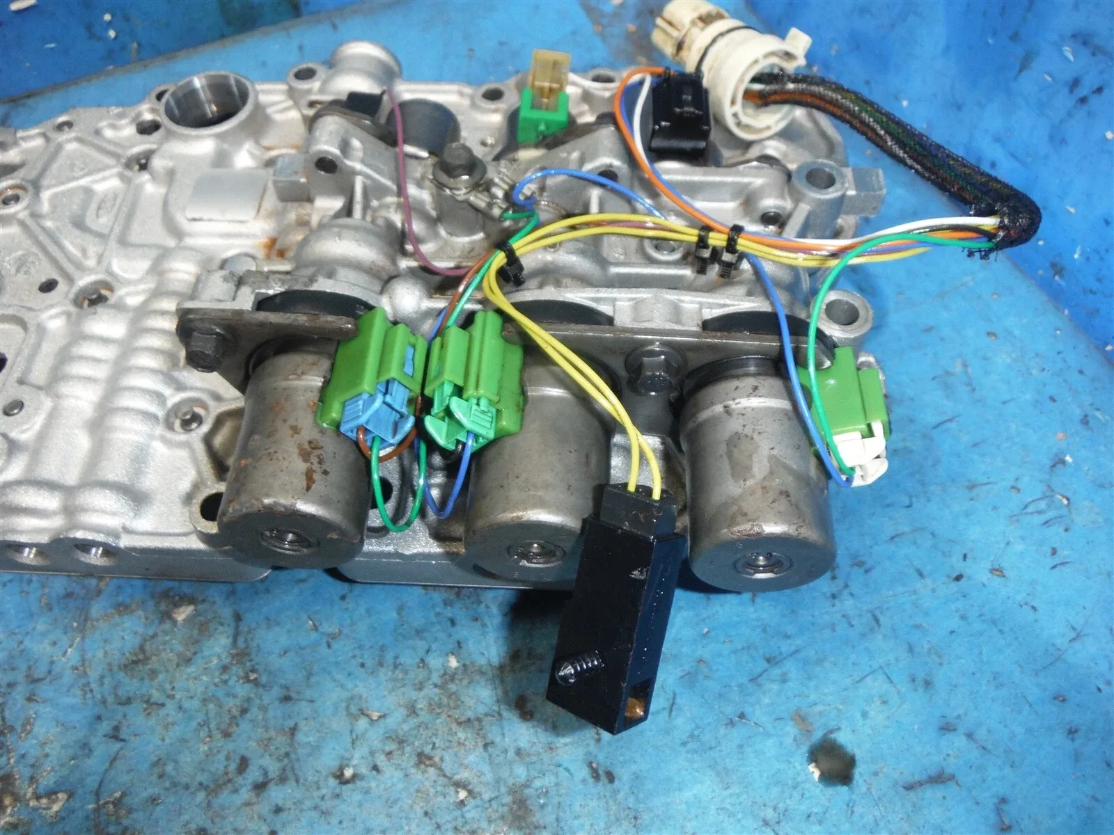 Ford 4F27E Transmission Valve Body with Solenoids XS4P-7A101-AC (040125-002)