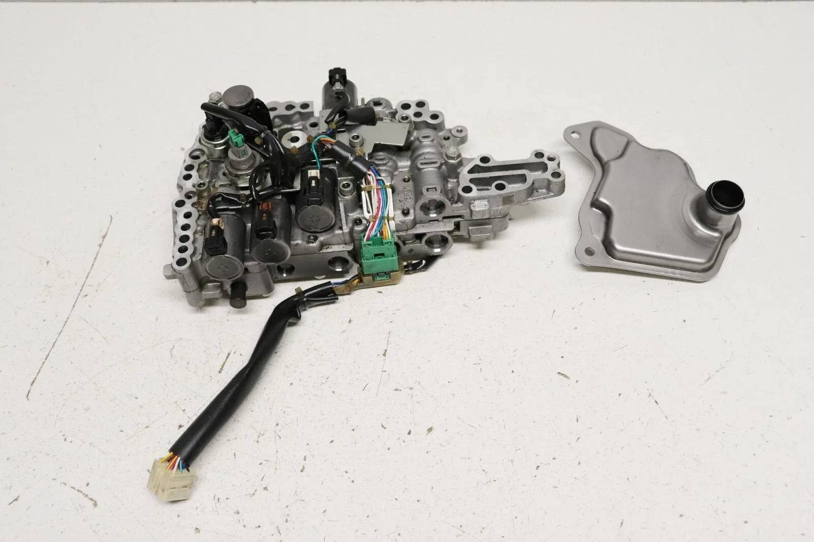 2019 Nissan Rogue Automatic Transmission Valve Body OEM P/N 19B1802