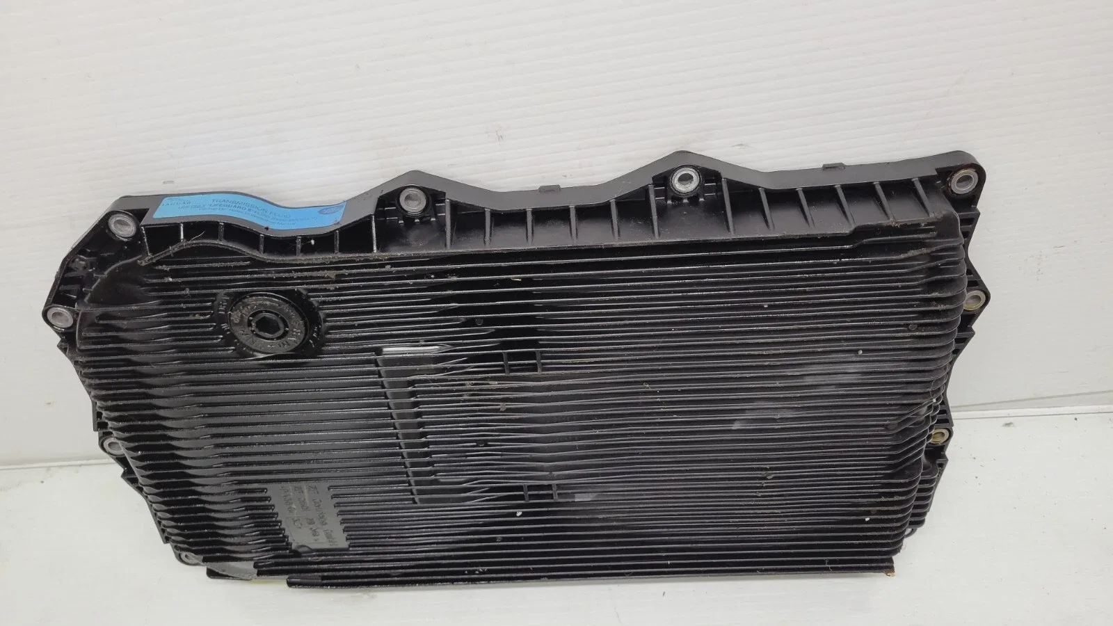 2013-2015 Jaguar XJ Transmission Oil Pan image 2