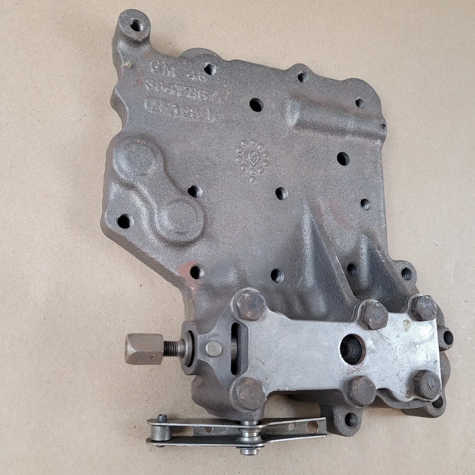 1960s GM Powerglide Valve Body 3847715 - New Old Stock image 4