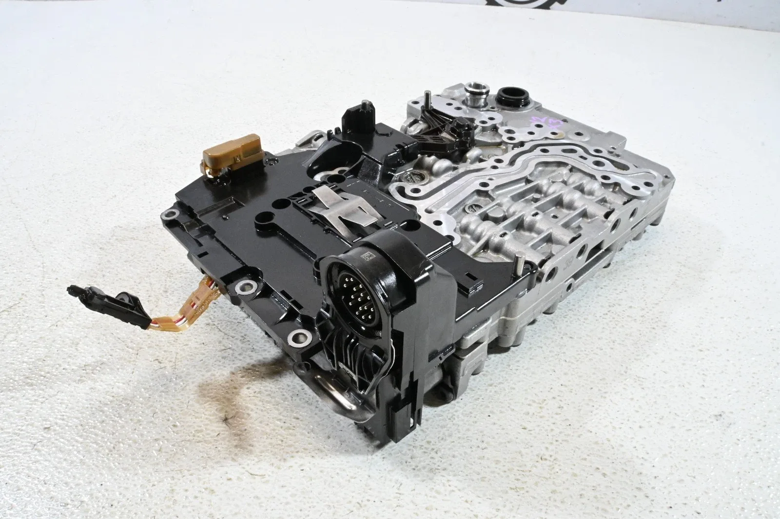 2011-2017 BMW X3/X4 GA8HP45Z Valve Body Mechatronics 24348612885 image 2