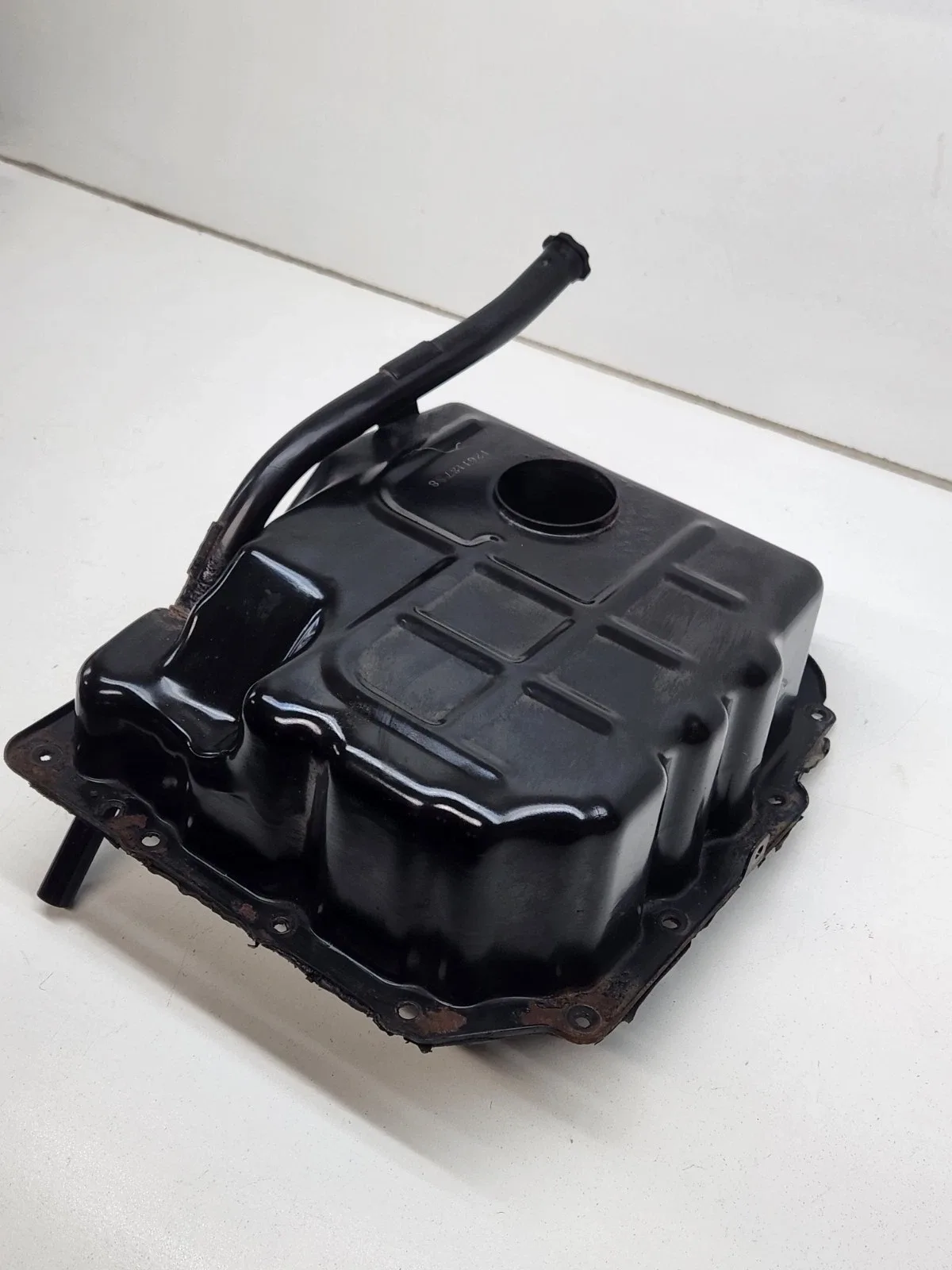 2011-2012 Chrysler 200 2.4L 62TE Front Transmission Pan image 2
