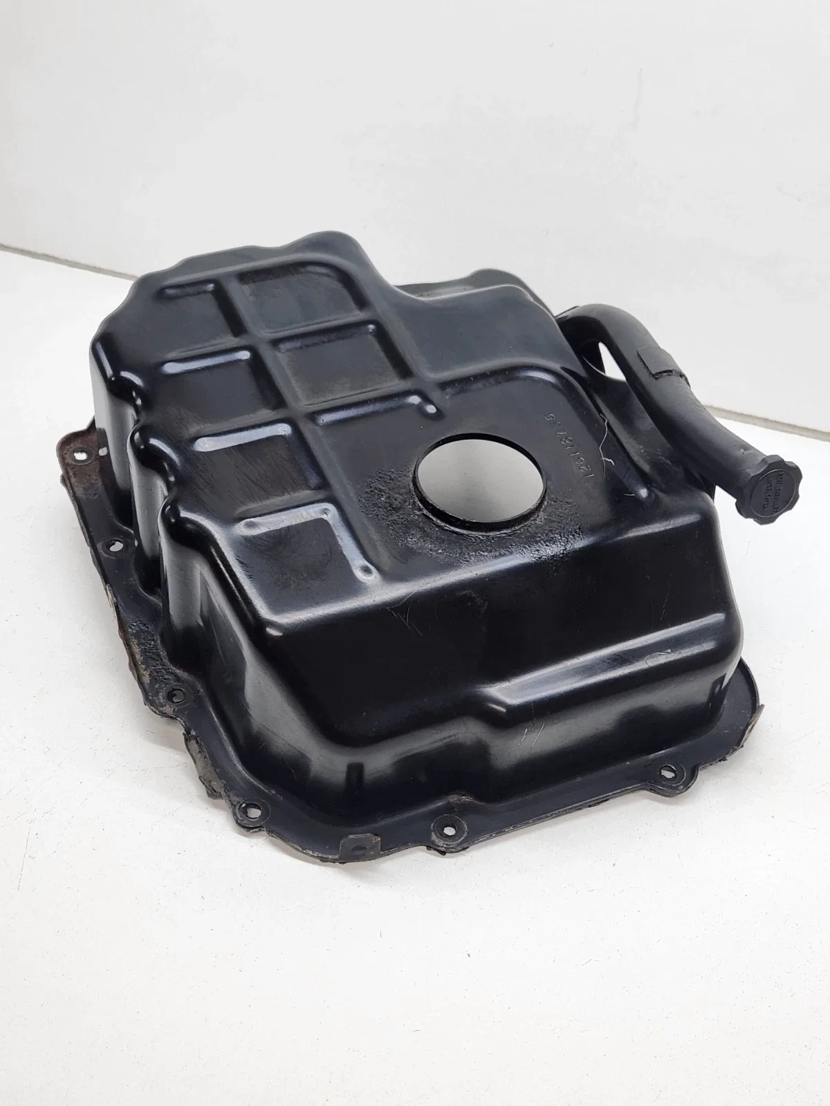 2011-2012 Chrysler 200 2.4L 62TE Front Transmission Pan image 3