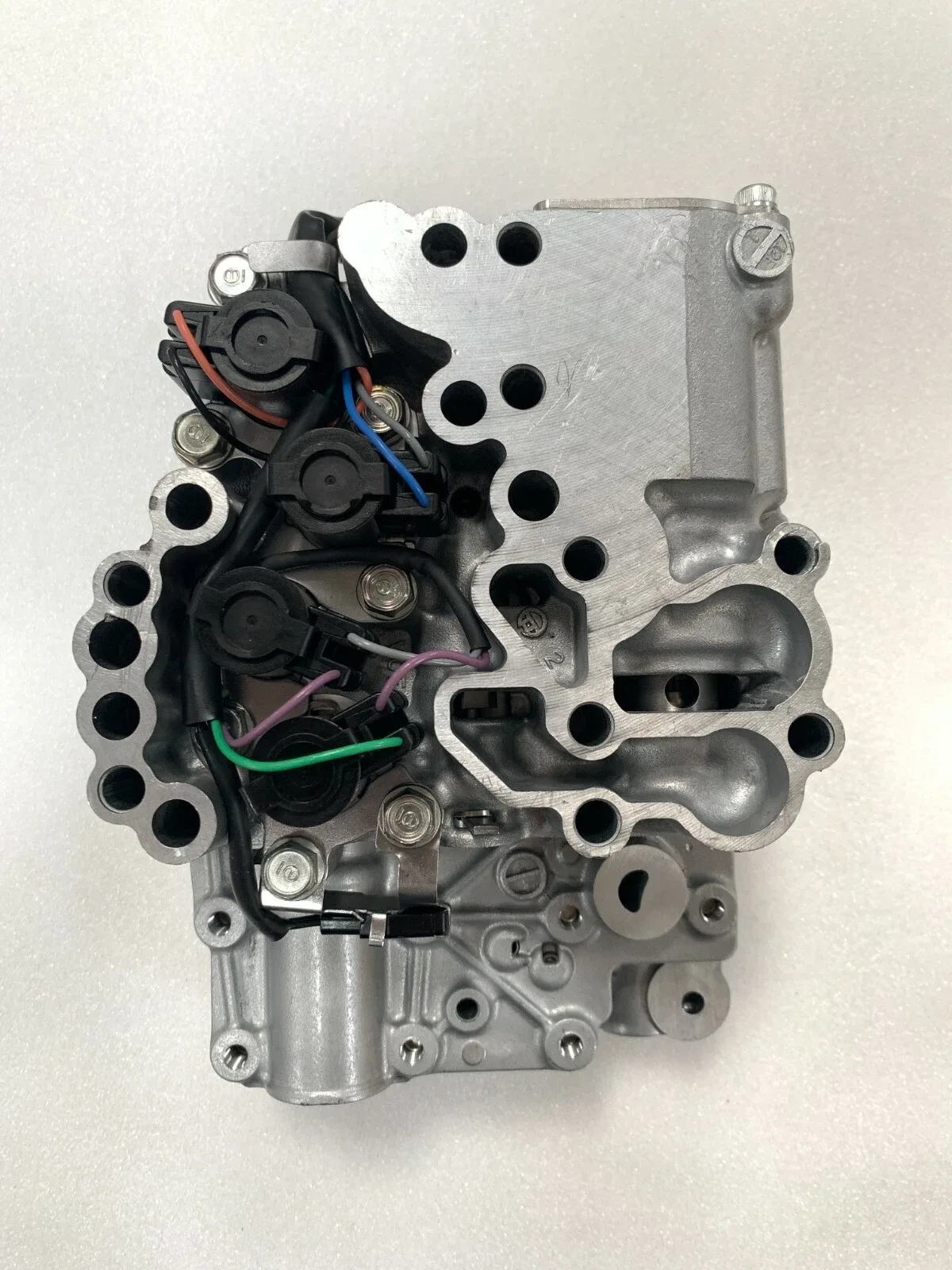 Subaru Forester TR580 Valve Body 200-52 (31825AA051/31825AA052)