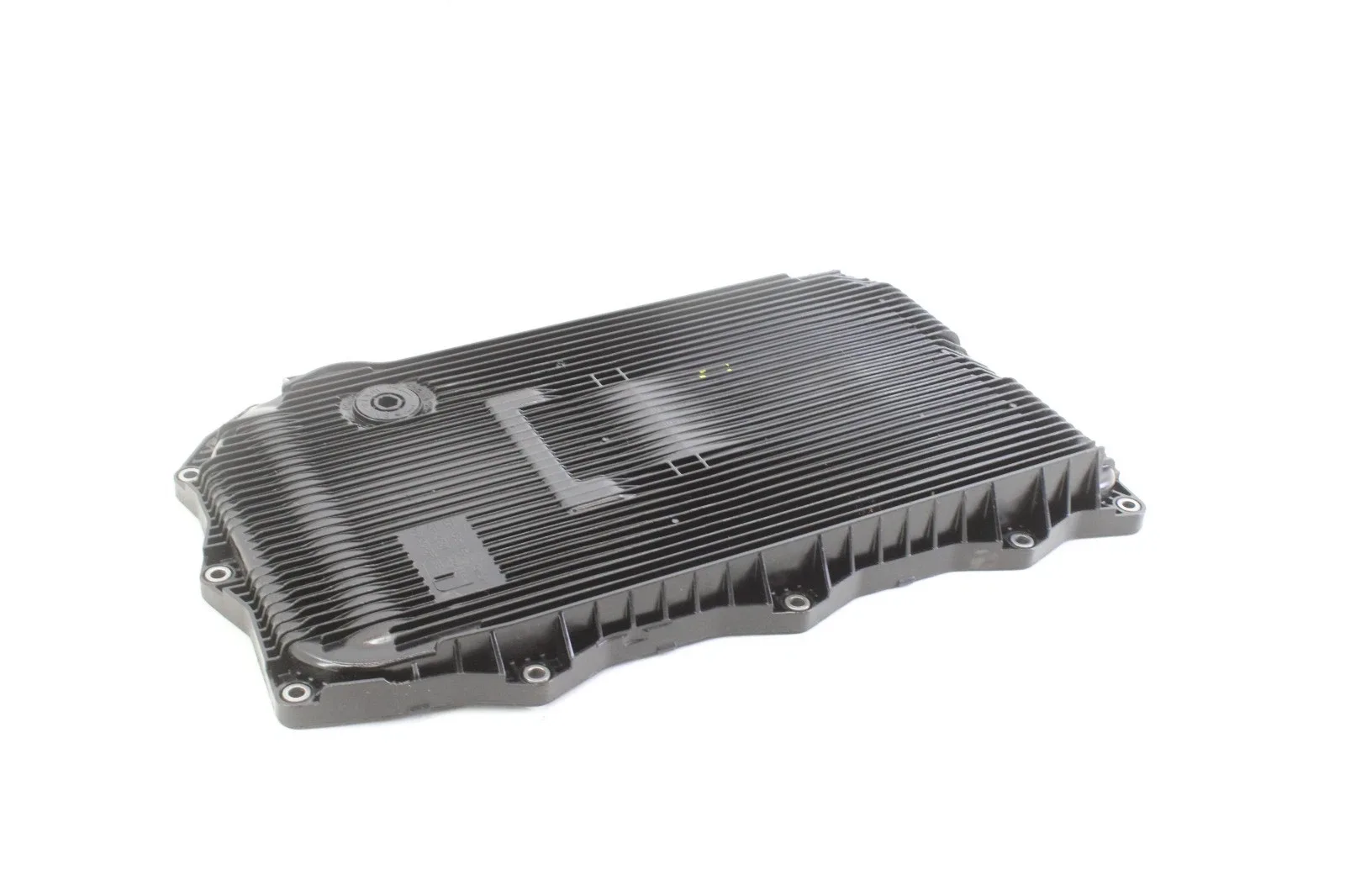 2016-2017 Jaguar XF XE RWD Transmission Fluid Oil Pan OEM