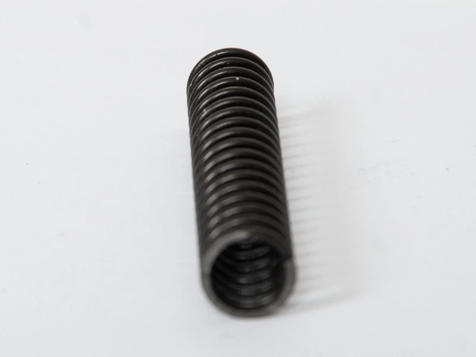 Valve Body Compression Spring for Audi C5 / D2 & BMW E38 / E39 - 0732042736 image 3
