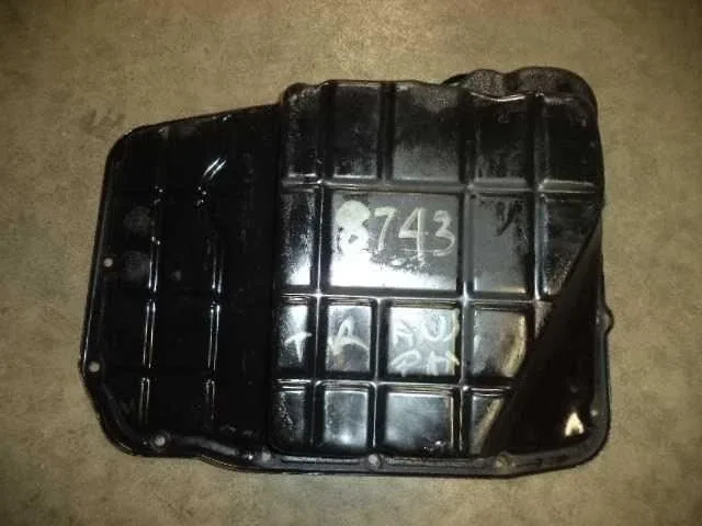 LIBERTY   2002 Transmission Oil Pan 25029